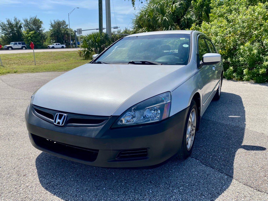 2007 Honda Accord Image 2