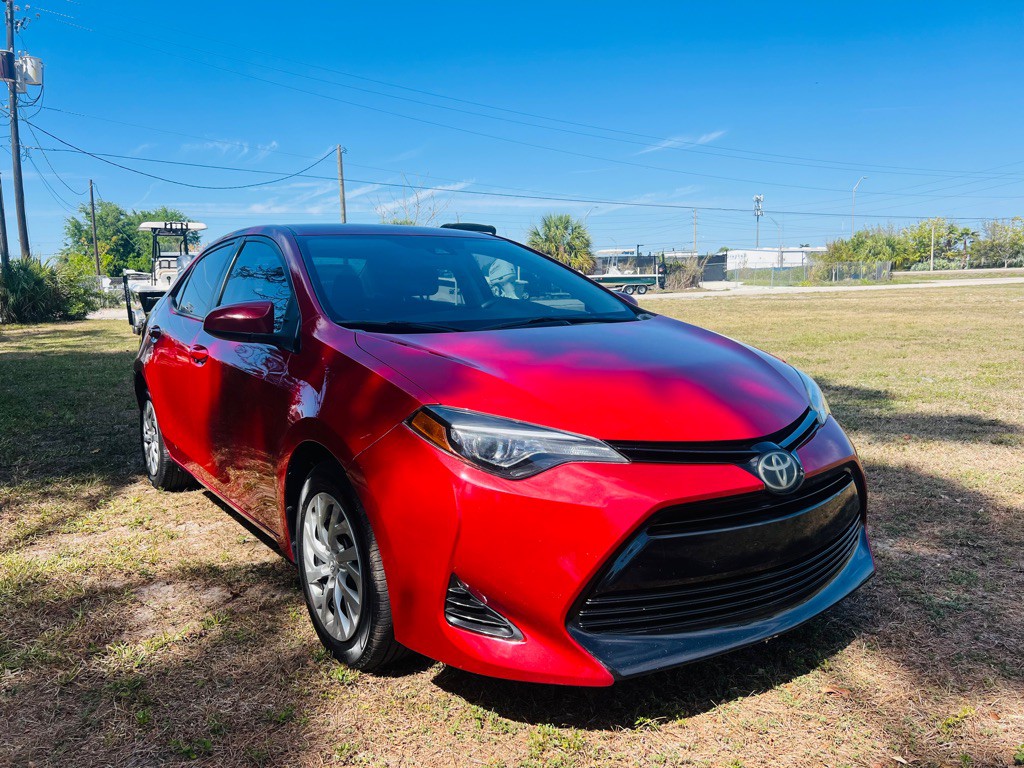 2017 Toyota Corolla Image 1