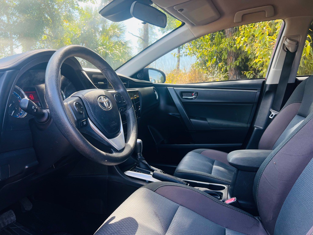 2017 Toyota Corolla Image 4