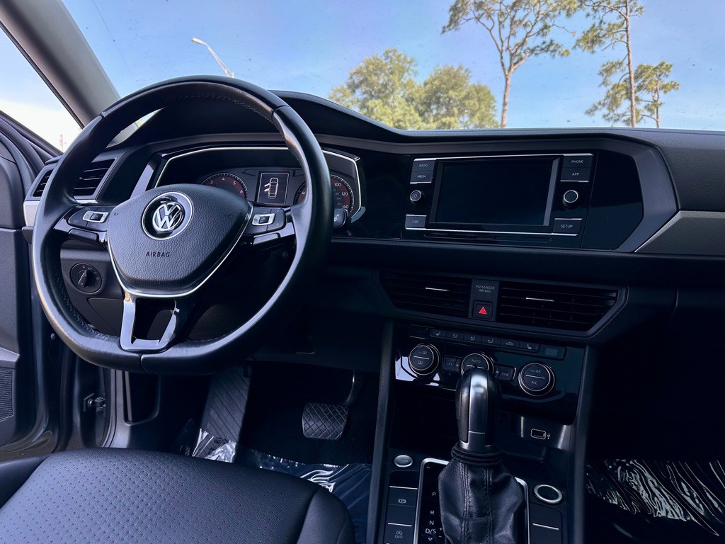 2019 Volkswagen Jetta Image 6