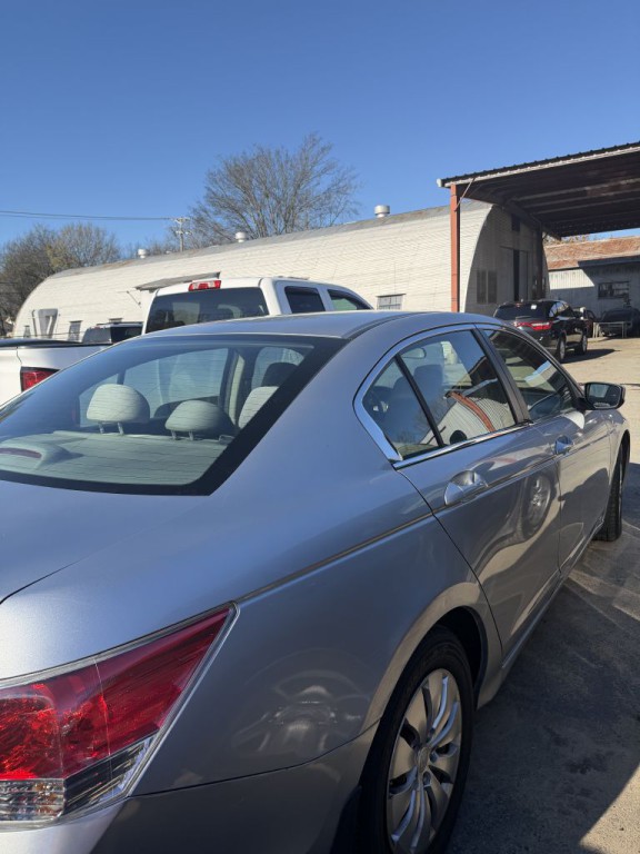 2010 Honda Accord Image 3