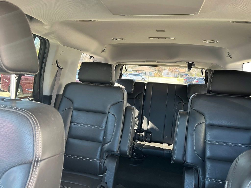 2019 GMC Yukon Image 2