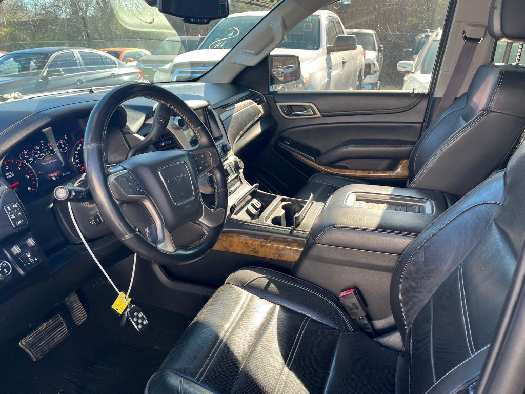 2019 GMC Yukon Image 3