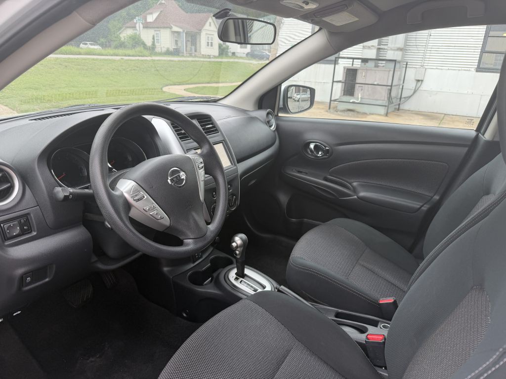2019 Nissan Versa Image 6