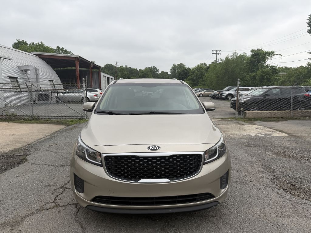 2016 Kia Sedona Image 5