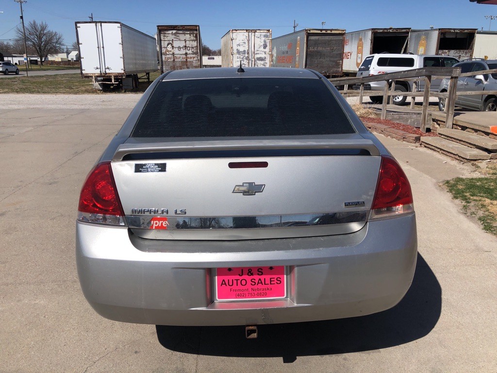 2006 Chevrolet Impala Image 13
