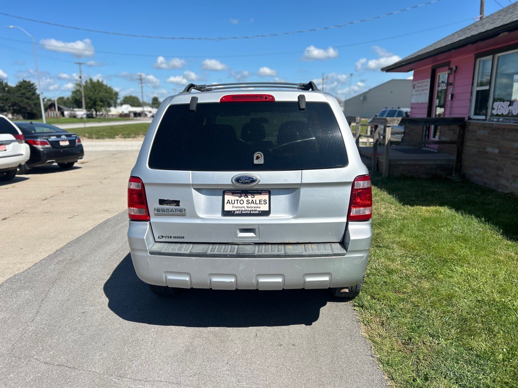 2010 Ford Escape Image 4