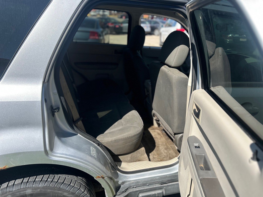 2010 Ford Escape Image 5