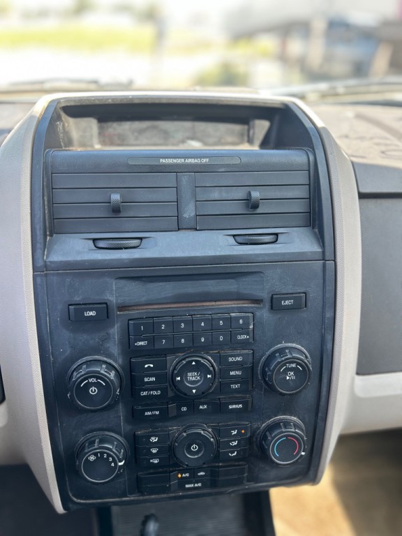 2010 Ford Escape Image 9