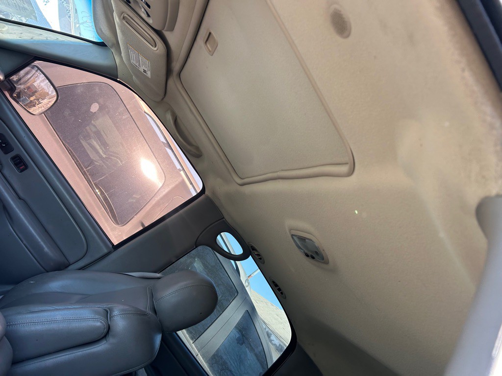 2004 Chevrolet Tahoe Image 6