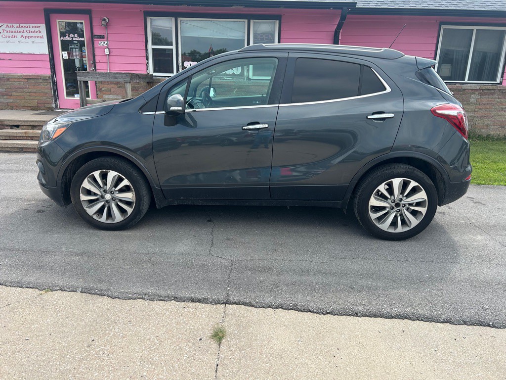 2018 Buick Enclave Image 1