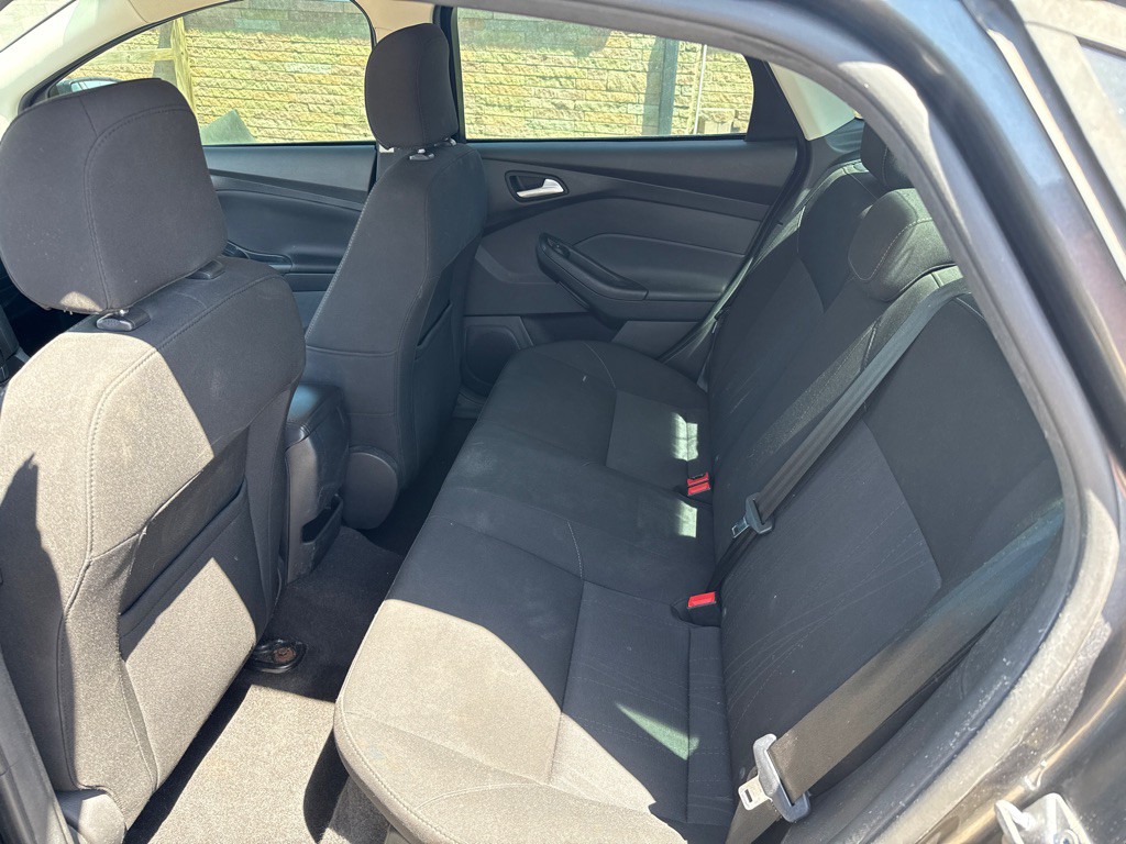 2017 Ford Focus Image 10