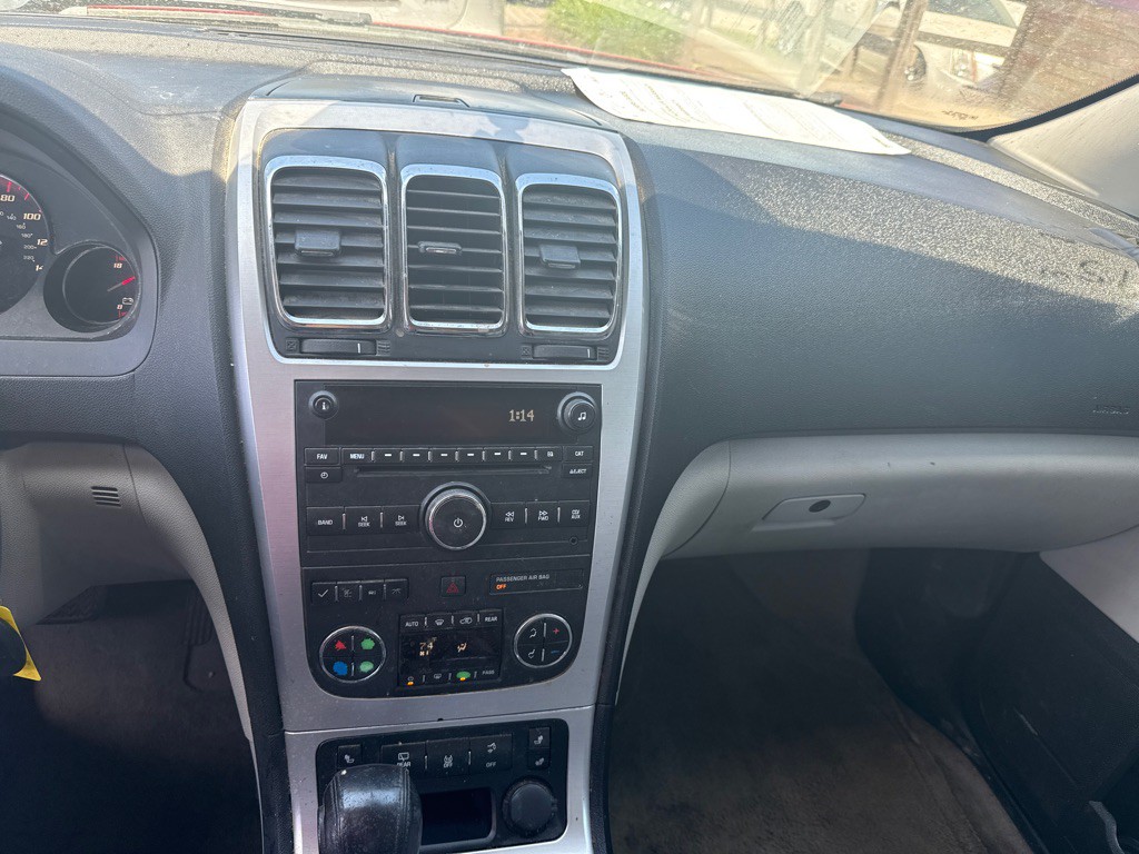 2012 GMC Acadia Image 7