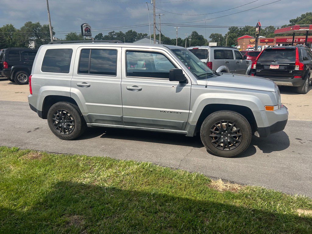 2011 Jeep Patriot Image 3