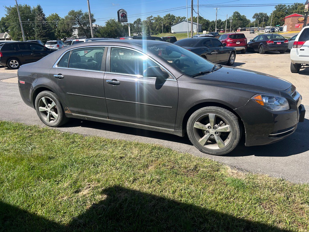 2012 Chevrolet Malibu Image 3