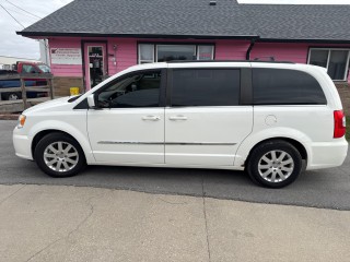 Image for 2012 Chrysler Town & Country Touring ID: 6766066