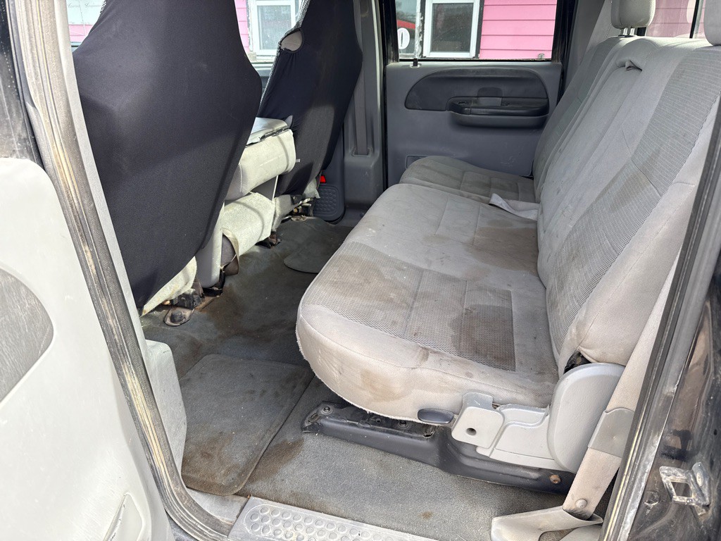2004 Ford F-250 Image 10