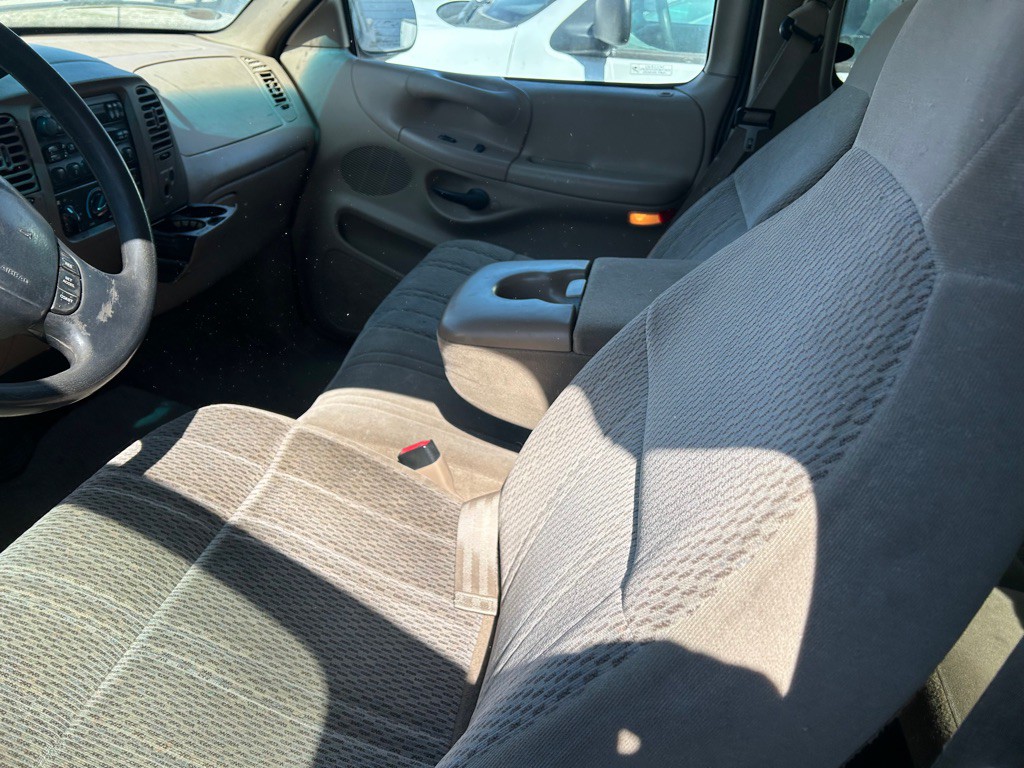 1998 Ford F-150 Image 5