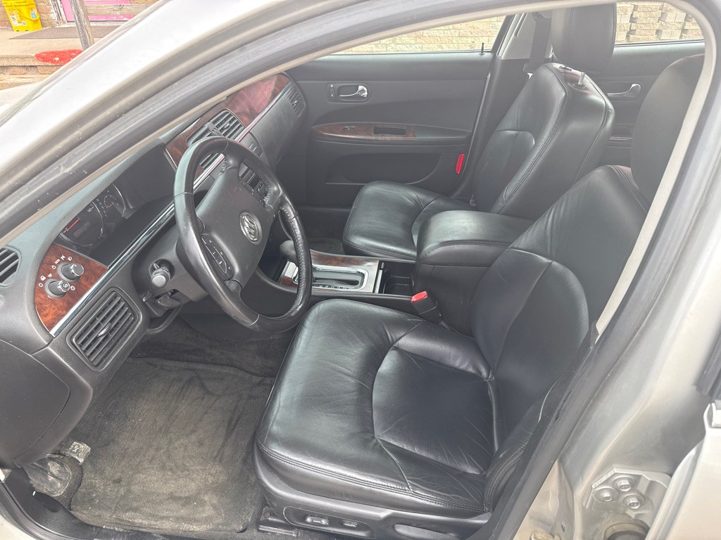 2008 Buick Lacrosse Image 6