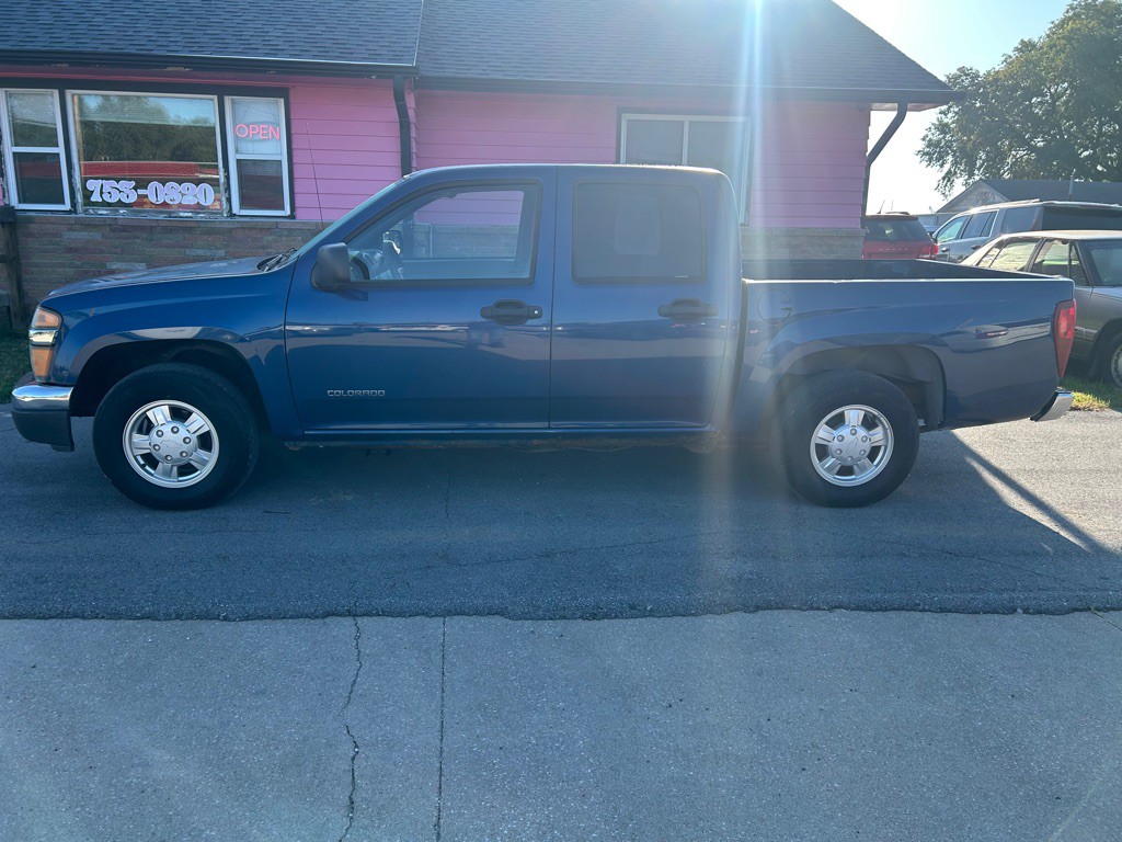 2005 Chevrolet Colorado Image 1