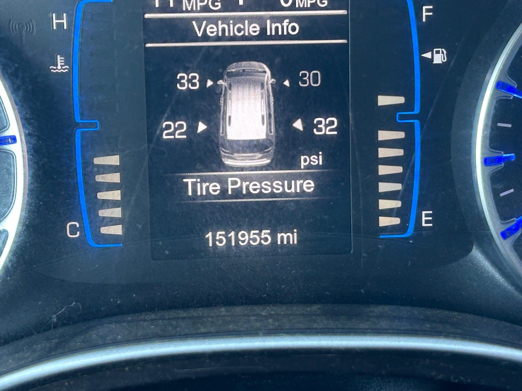 2017 Chrysler Pacifica Image 7