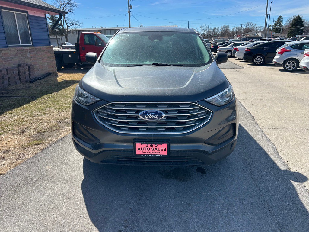 2020 Ford Edge Image 2