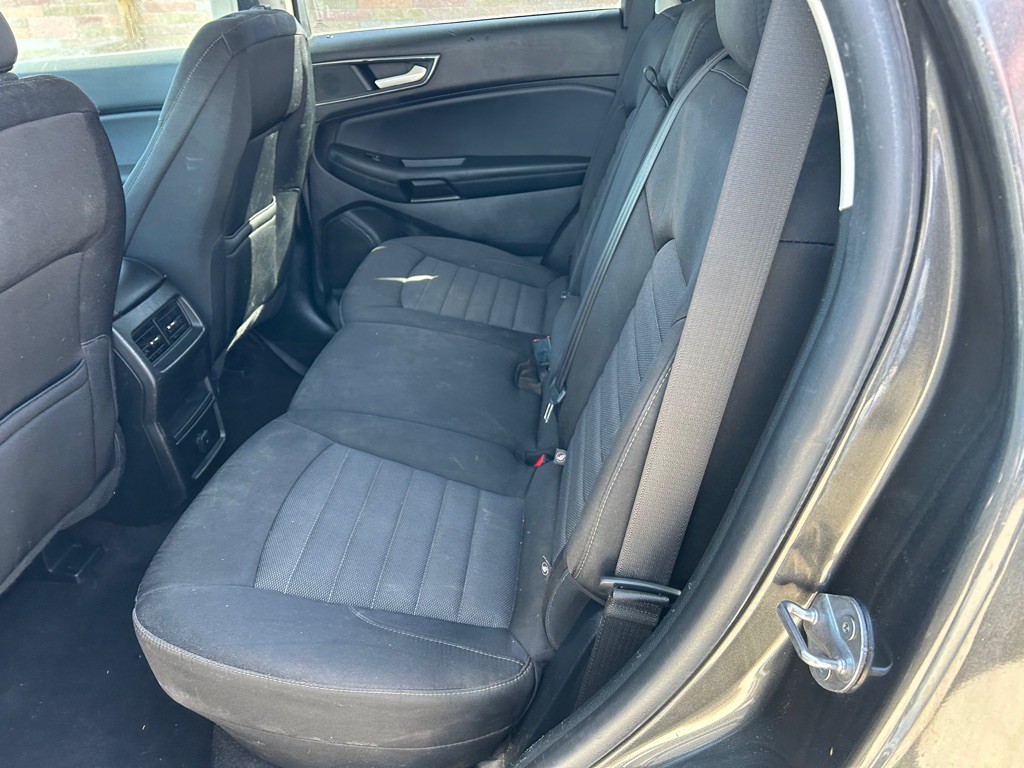 2020 Ford Edge Image 5