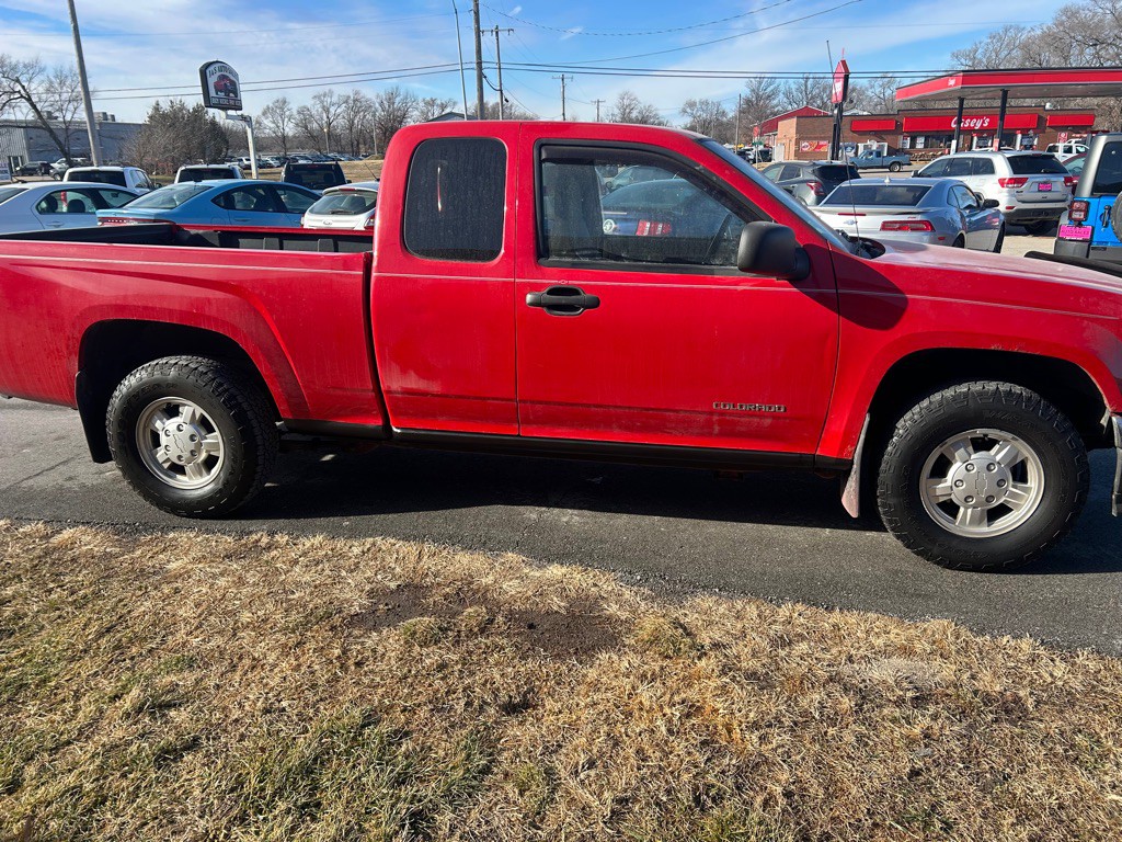 2005 Chevrolet Colorado Image 3