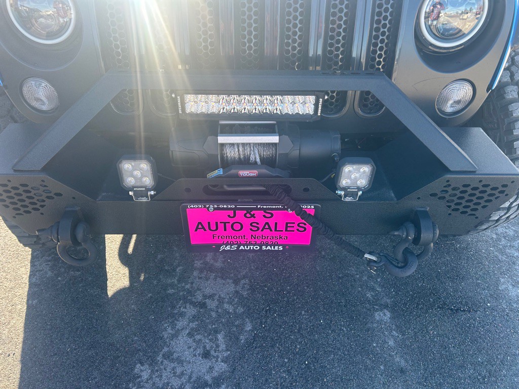 2016 Jeep Wrangler Image 3