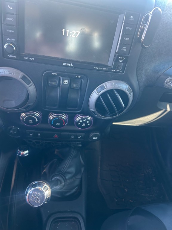 2016 Jeep Wrangler Image 8