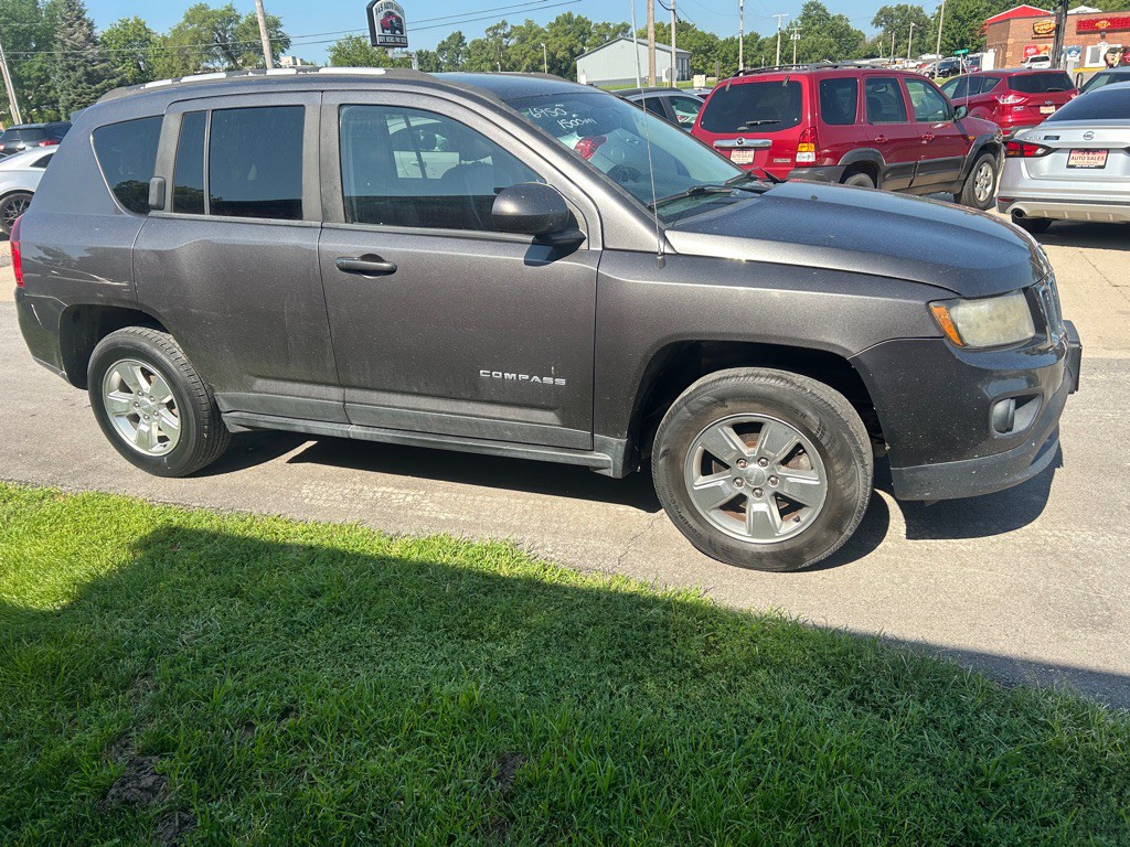 2016 Jeep Compass Image 3