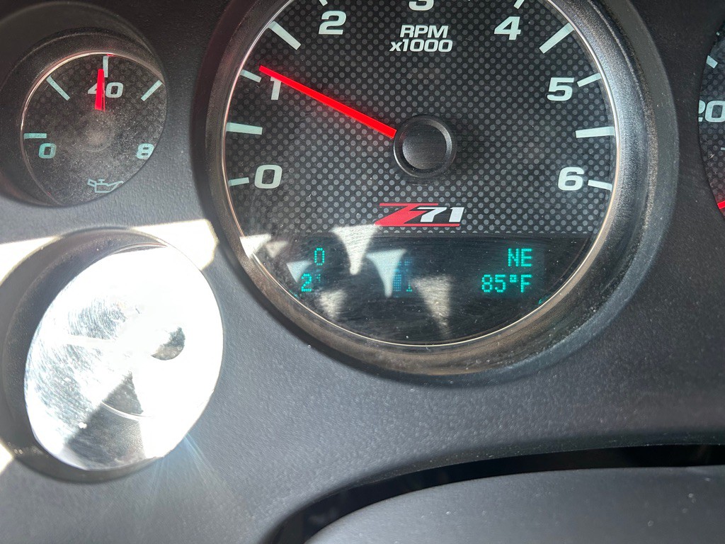 2011 Chevrolet Tahoe Image 8