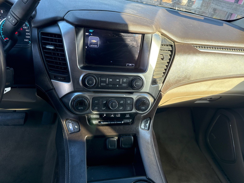 2017 Chevrolet Tahoe Image 8
