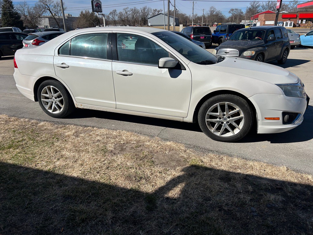 2012 Ford Fusion Image 3
