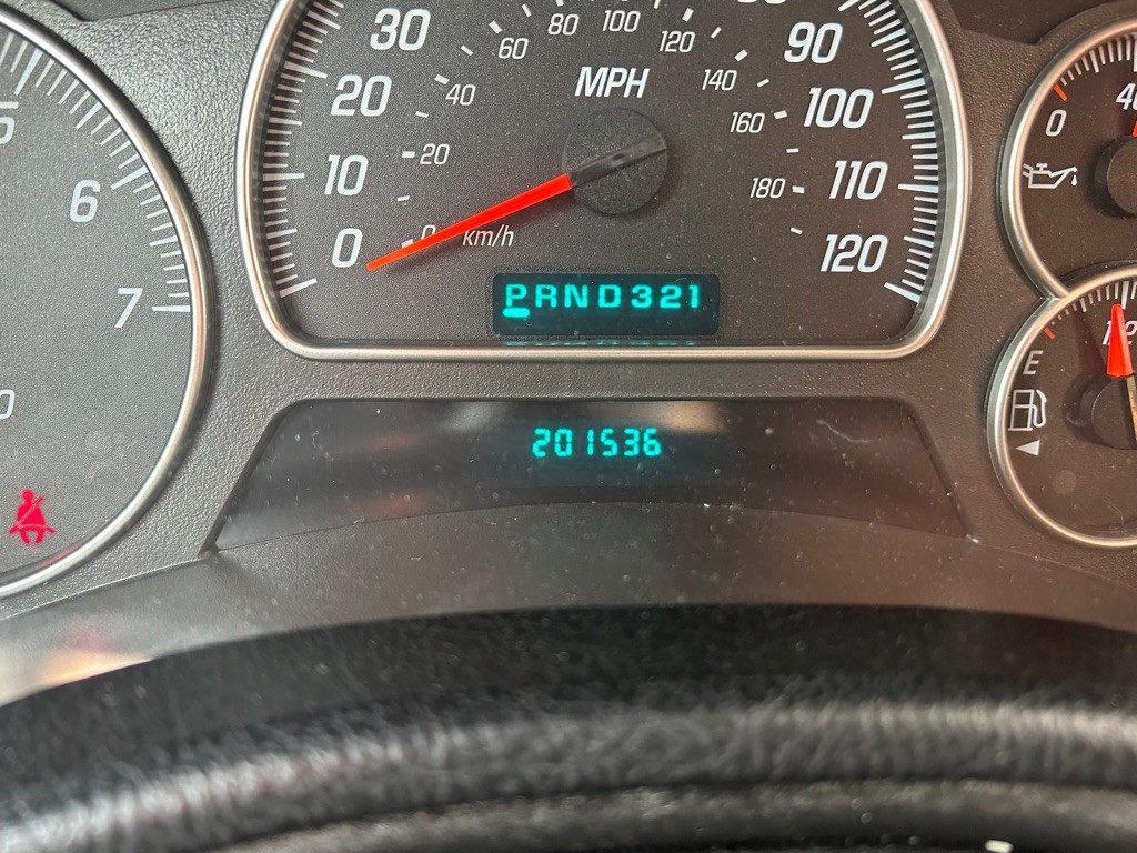 2005 GMC Envoy Image 6