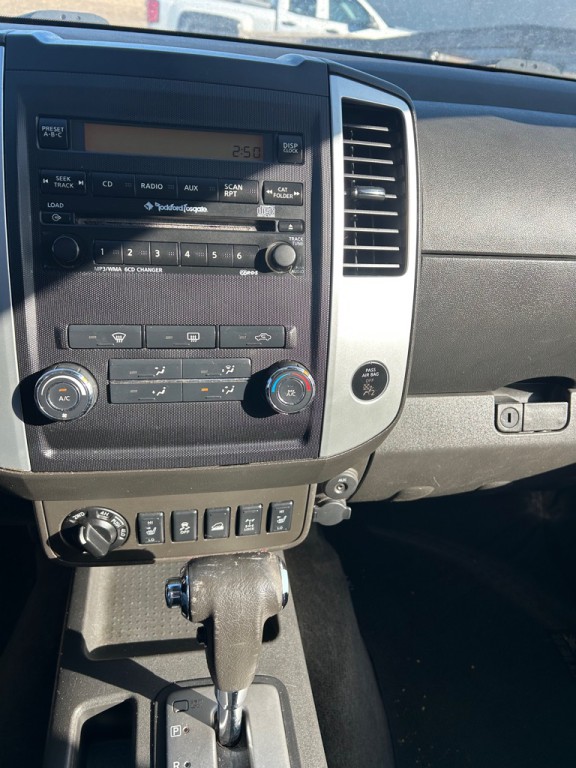 2012 Nissan Frontier Image 7