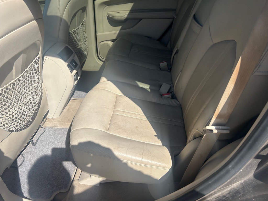 2011 Cadillac SRX Image 6