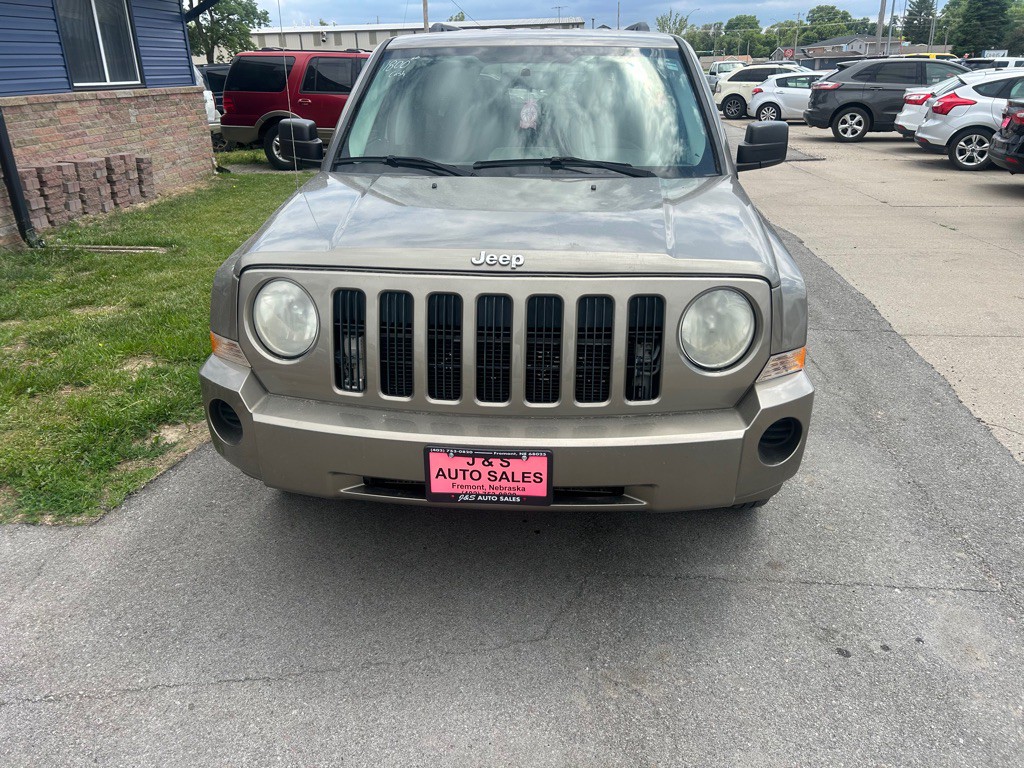 2008 Jeep Patriot Image 2