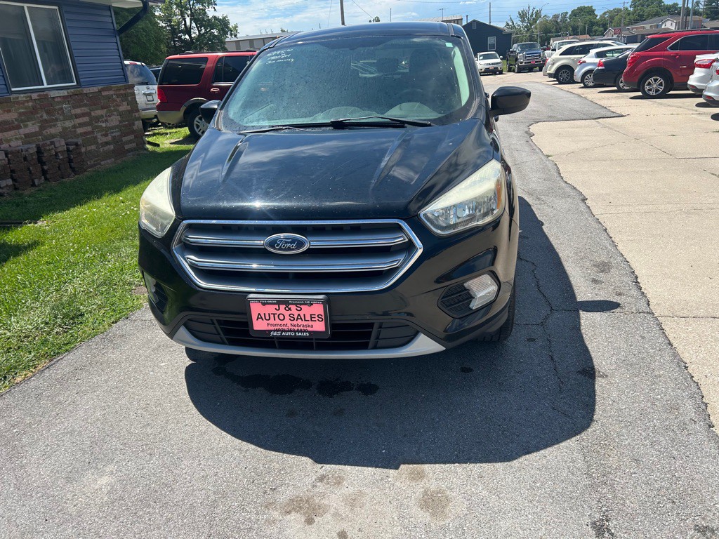 2017 Ford Escape Image 2