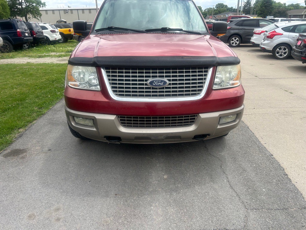 2004 Ford Expedition Image 2