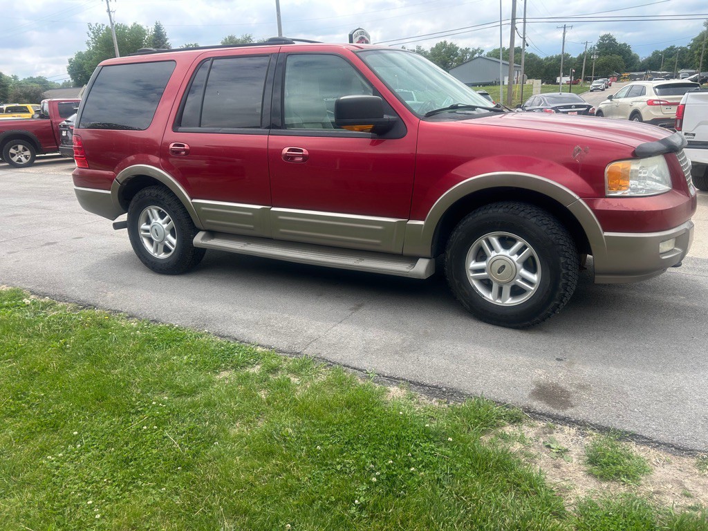 2004 Ford Expedition Image 3