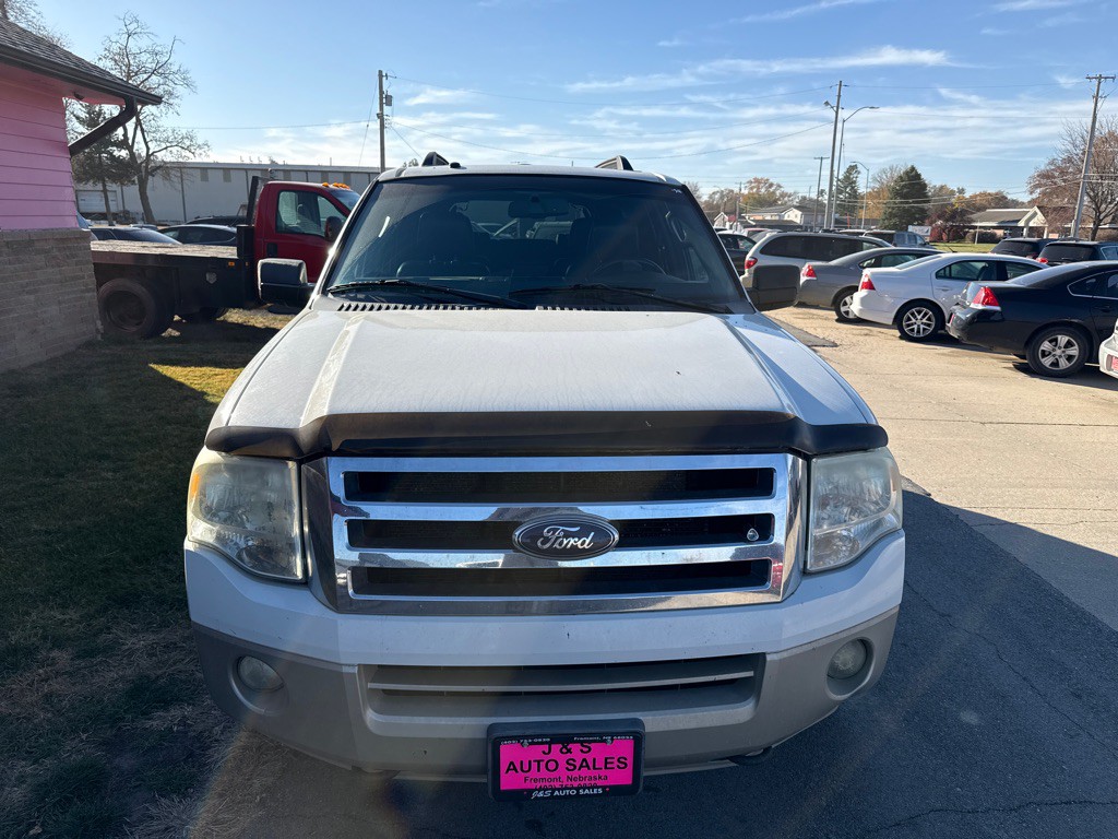 2008 Ford Expedition Image 2