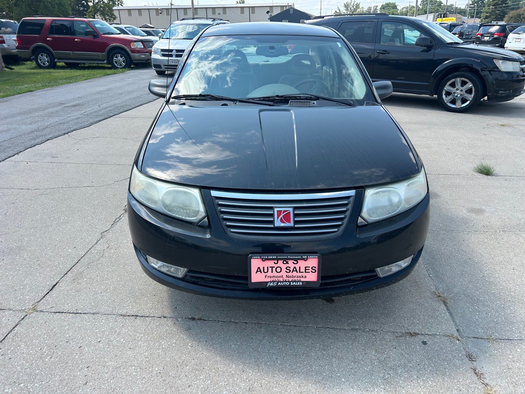 2006 Saturn ION Image 2