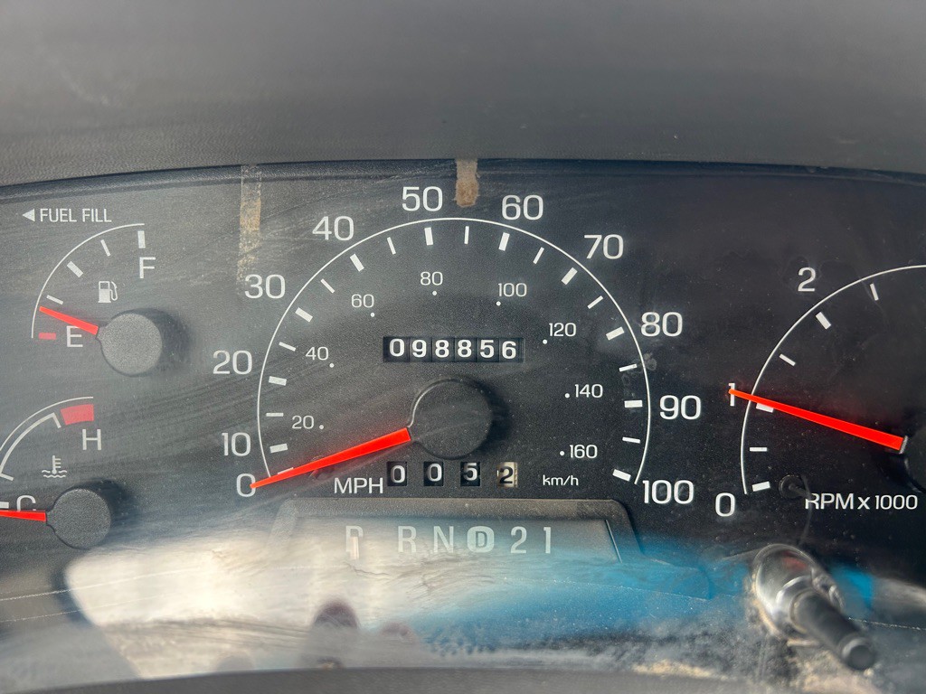 2001 Ford F-250 Image 8