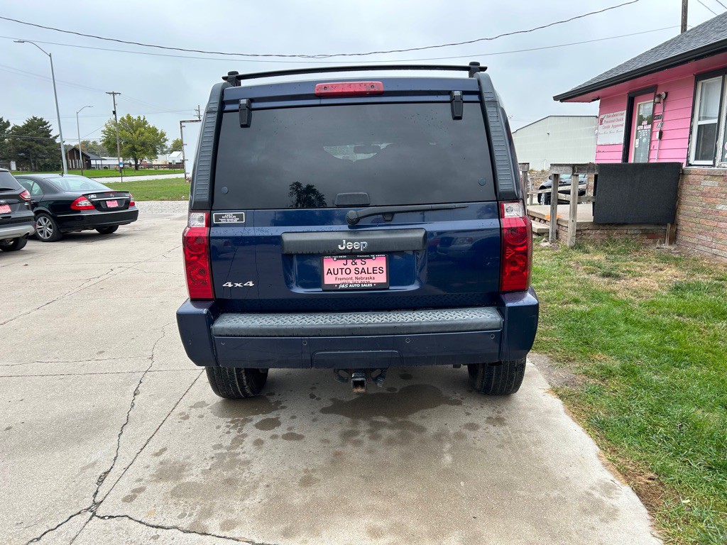 2006 Jeep Commander Image 4