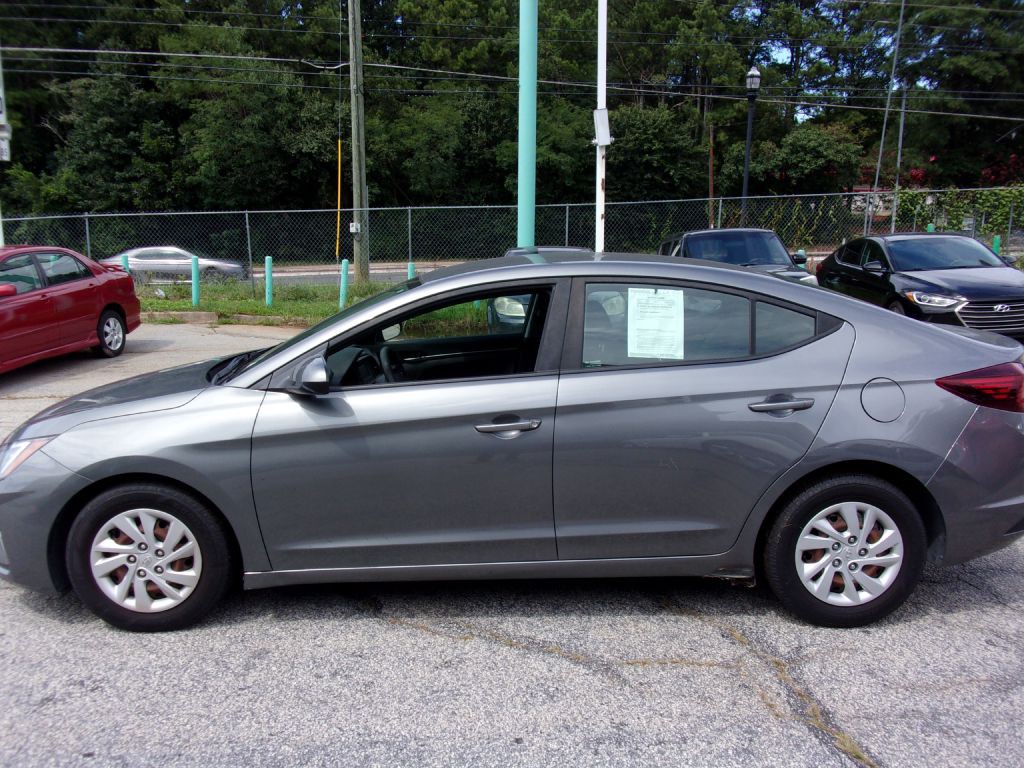 2019 Hyundai Elantra Image 4