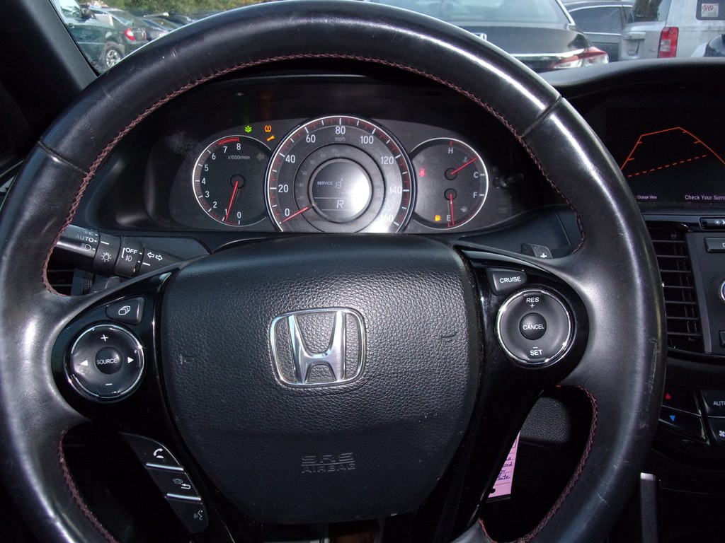 2017 Honda Accord Image 10