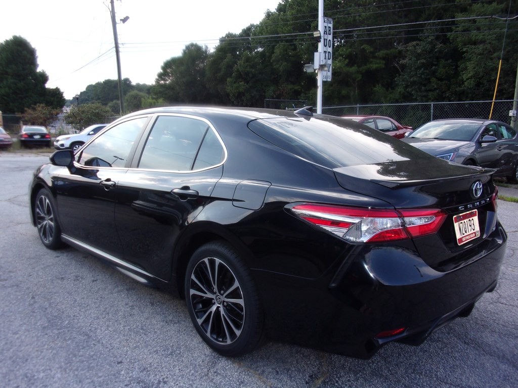 2020 Toyota Camry Image 4