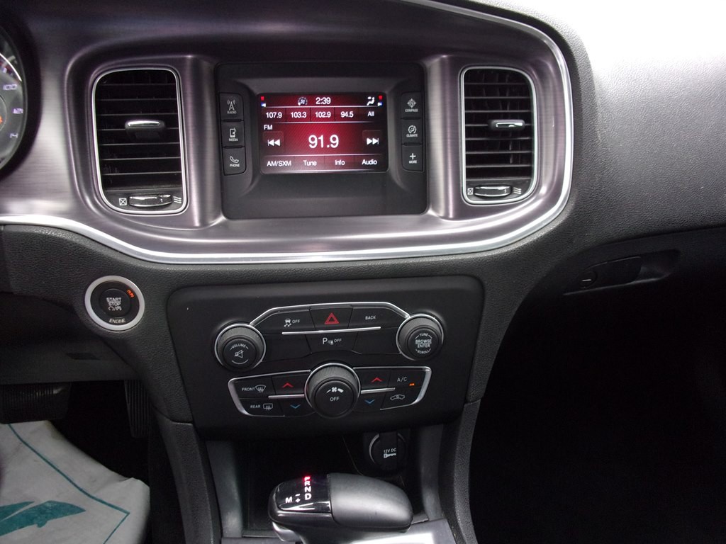 2015 Dodge Charger Image 11