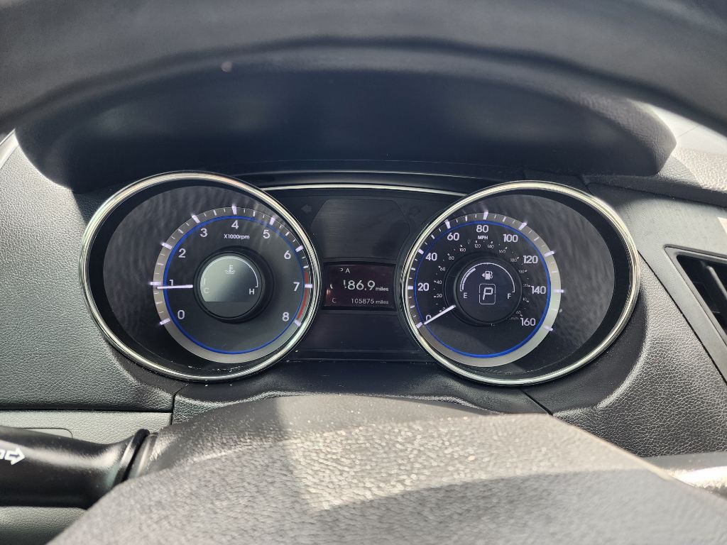 2011 Hyundai Sonata Image 5